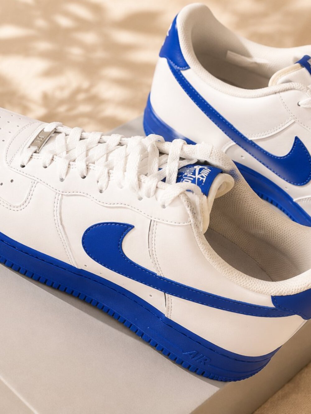 Nike Air Force 1 '07 White Game Royal FJ4146-126 Men's Size 13 w/ OG Box - Picture 9 of 9